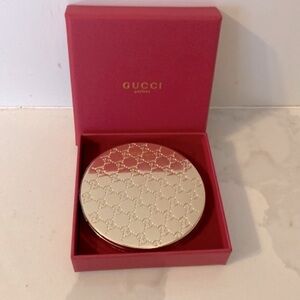 NIB- Gucci Compact Mirror